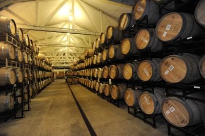 vin de barils à Oak Winery à Napa, CA.