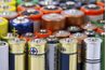 En termes de coût par unité d'énergie, les batteries sont astronomiquement cher.