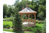 Ce gazebo's roof is made up of isosceles trapezoids.