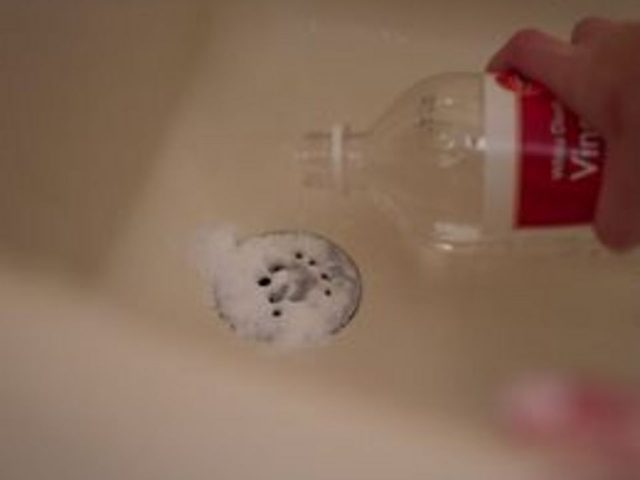 Comment se débarrasser d'une odeur douche de vidange