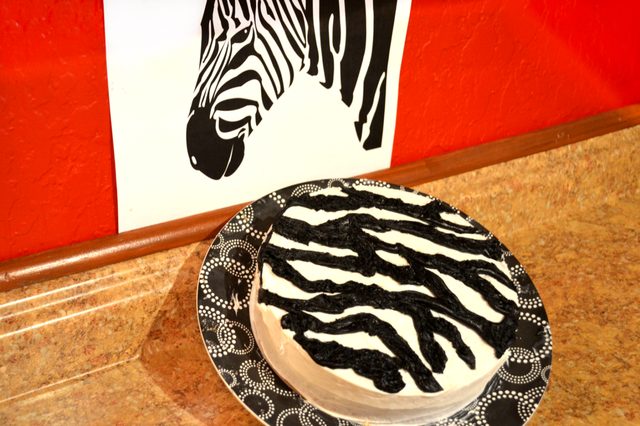 Comment faire un gâteau Imprimer Zebra Utilisation givrage régulier