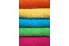 Peluches serviette peut obtenir tout autre vêtement si lavés ensemble.