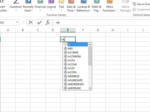 Excel ajoute des balises jaunes pour noms.