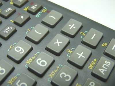 Utiliser une calculatrice si vous aren't comfortable doing the math longhand.