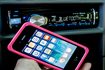 Comment raccorder votre téléphone portable sans fil grâce à votre radio de voiture